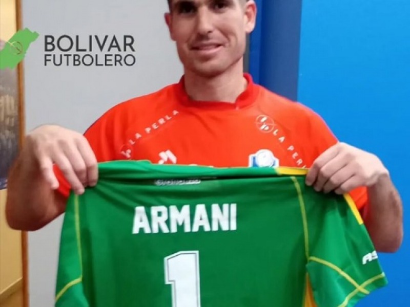 El noble gesto de Ramiro Biscardi con la camiseta de Armani